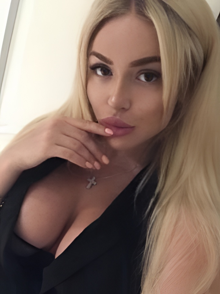 Галина привлекальеная девушка из Шахт цена от 10000 руб