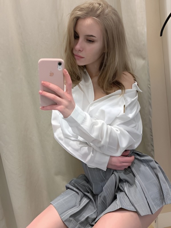 Сесилия привлекательная девушка из Шахт цена от 10000 руб